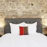 Charming 2br-2ba Between Le Marais & Le Louvre Appartamento